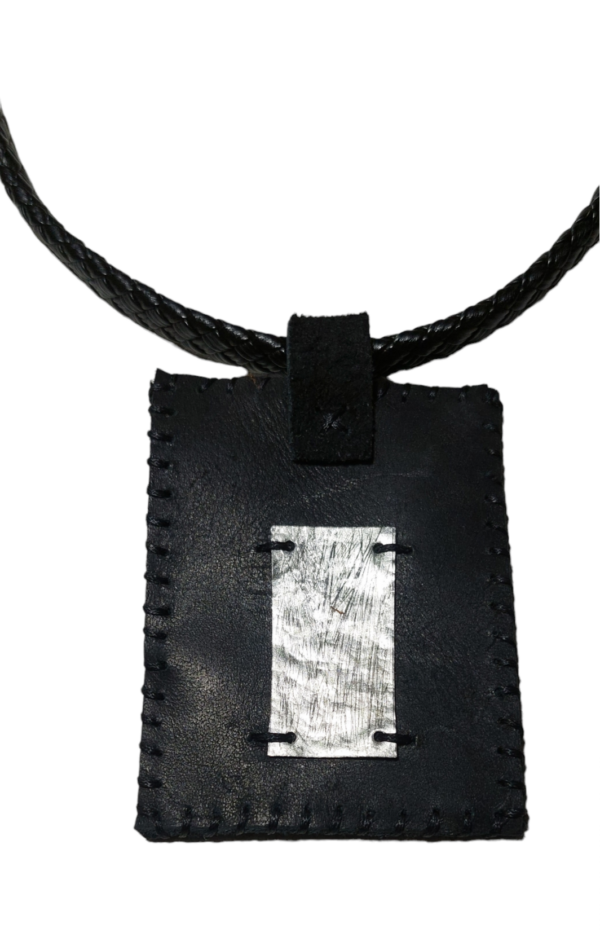 Leather necklace Preta - Image 3