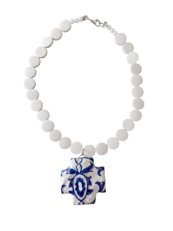 Necklace Blue and white